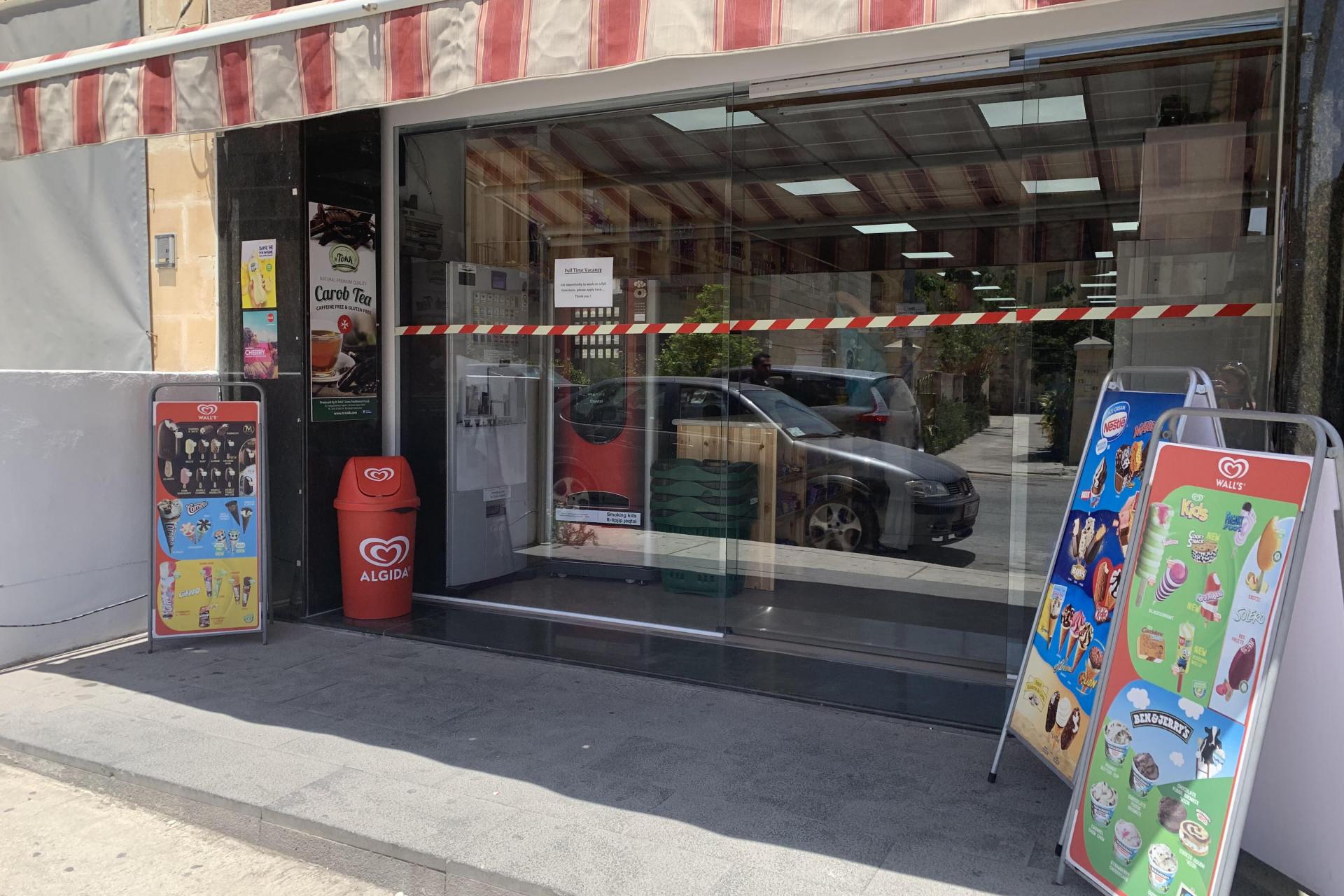 El Panadero, Attard